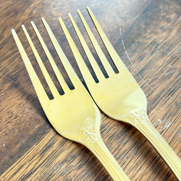 Flatware, replacement pieces, set of 2 dinner forks; Cambridge, stainless/gold - Picture 3 of 6